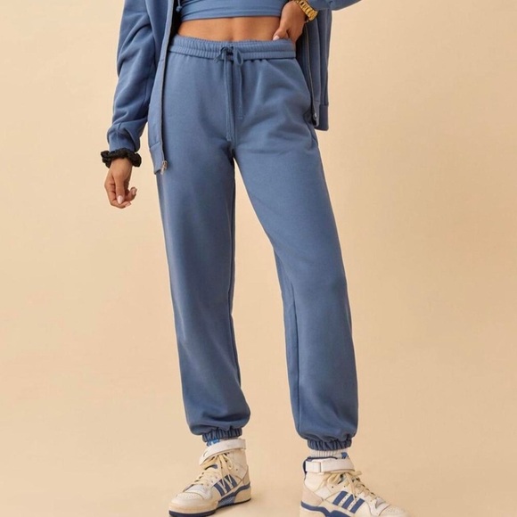 Reformation Pants - Reformations Blue Jogger Sweatpants size medium